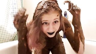 Goth Girl SMEARS her entire body with shit