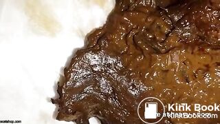 Morning Poop - video 10