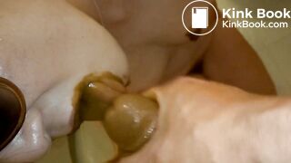 japanese milf scat - video 4