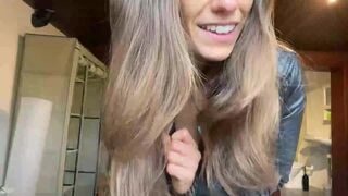 Perfect Model Pee and Shitting in Plate