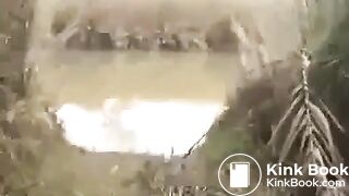 Brunette PAWG pooping in swamp