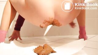 Girl sits on thick turd