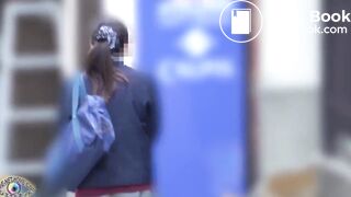 追跡盗撮 お腹が痛い女子校生たちの 便器ぶちまけゆるうんち - video 2