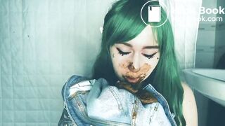 I poop in my jeans and taste it