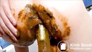 Girl shitting masturbating fisting and squirting orgasm