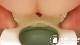 Sexy pooping - video 190