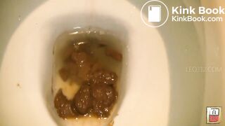 Japanese girl toilet selfie