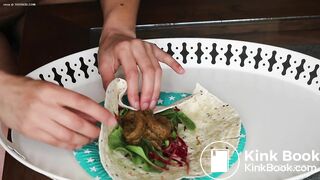 Shit lunch for my lover ...