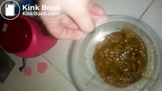 Sexy Girlfriend Shitting