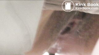 mature women squat toilet 14