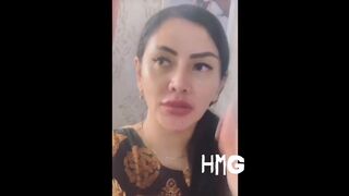 Hot Indonesian girl on toilet NEW