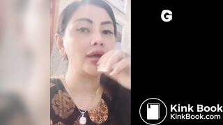 Hot Indonesian girl on toilet NEW