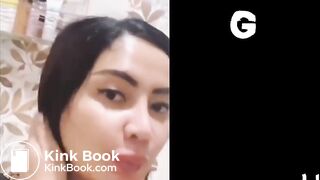 Hot Indonesian girl on toilet NEW