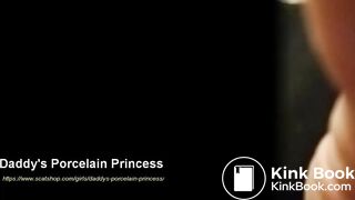 Girl with extremely lickable pussy grunts and squeezes out 3