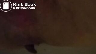 Girl with extremely lickable pussy grunts and squeezes out 3