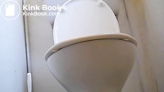 BBW takes another dump