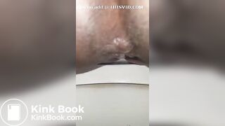 Ebony shitting 2