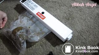 gross and smelly BBW doesn't shower (big green logs)