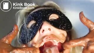 hot girl has dirty fun