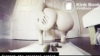 sexy naked girl with a big ass craps