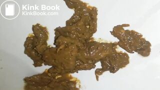 Mid-day menstrual poop..