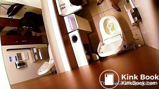 toilet pooping - video 41