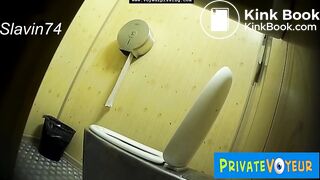 Woman pooping at public toilet at 1.55