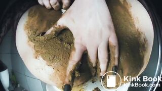 Top scat with dirty pussy