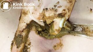 Solo Scat Sluts 22: Pussy Shit Stuffing (Part 4 of 4)