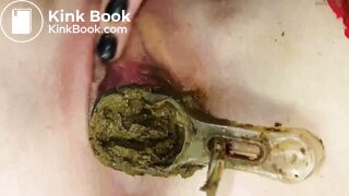 Solo Scat Sluts 22: Pussy Shit Stuffing (Part 4 of 4)