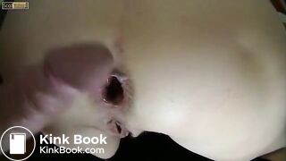 Cumshot on her butthole while pooping