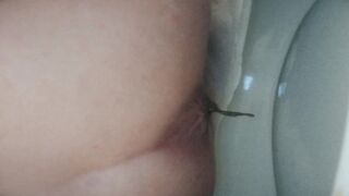 have a very sexy girl diarrhea in the airport toilet