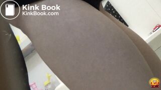 The girl in black cant hold her diarrhea