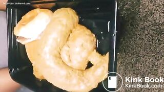 nice ass making food