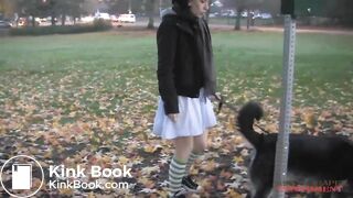 девушка какает на природе - video 2