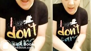 Milf poops on toilet - video 5