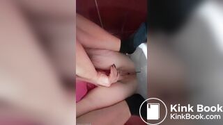 French cam girl pooper