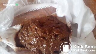sexy girl shitted and pissed - video 5