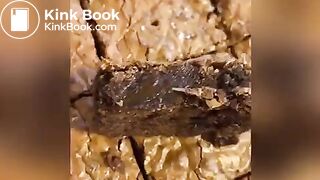 Girlfriend made brownies with her shit