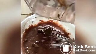 Girlfriend made brownies with her shit