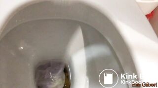Different types of shit on one day, diarrhea