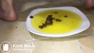 naked pudgy girl shits and pisses