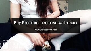 beautiful n sexy girl with mask shitting n vomiting