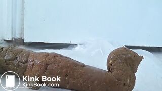 Girl pooping - video 91