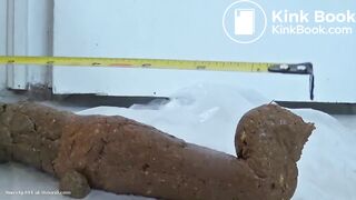 Girl pooping - video 91