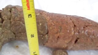 Girl pooping - video 91
