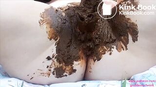 Packing My Pussy with Shit