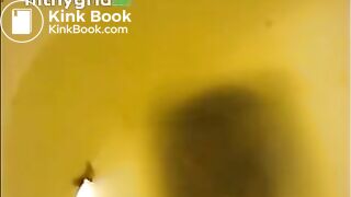 Black girl poo - video 2