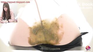 Japanese woman is fingered while she is shitting 1