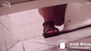 japanese toilet porn t-019 (chubby japan girl drops HUGE turd)